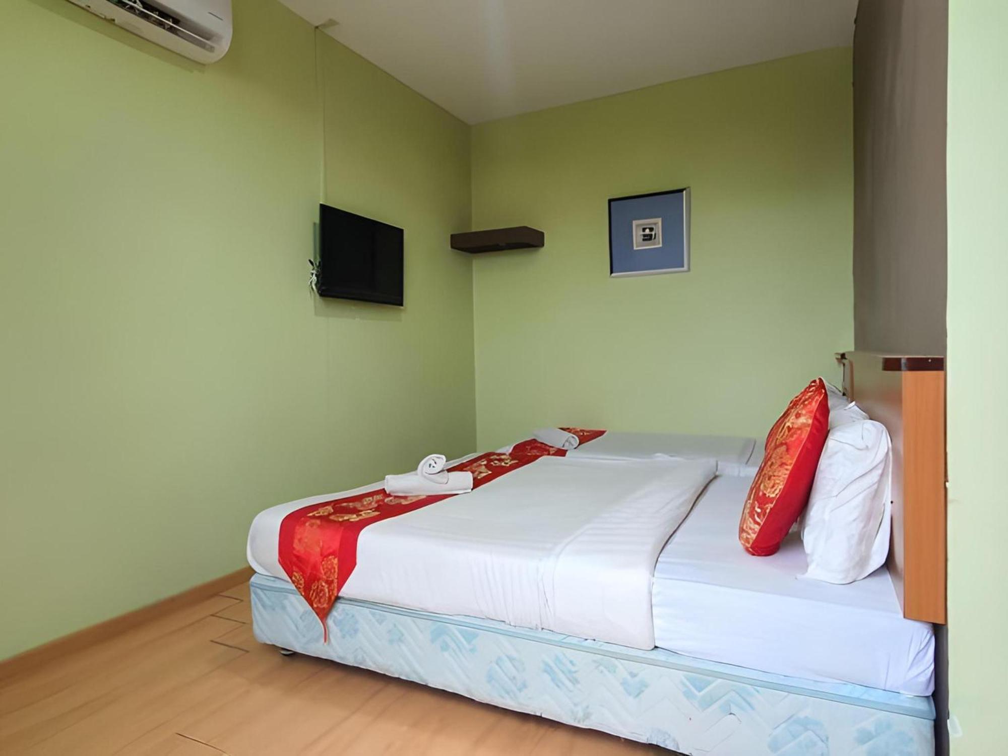 Oyo 90964 Melody 88 Inn Miri Exterior photo
